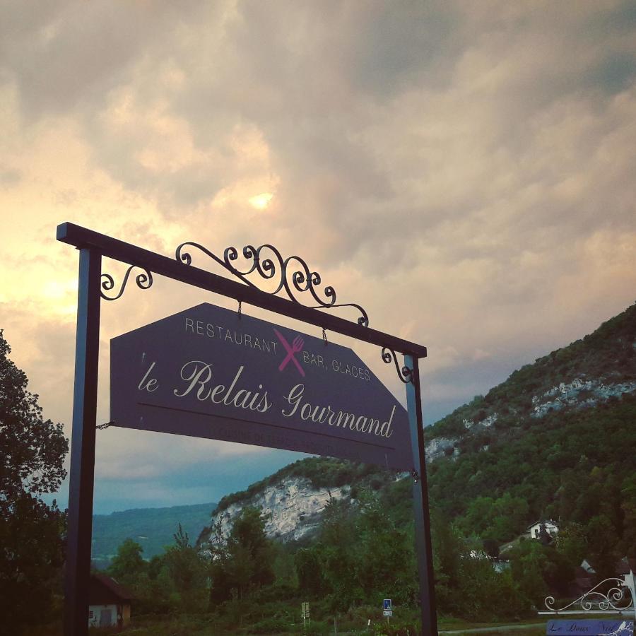 Le Doux Nid Bed & Breakfast Chanaz Bagian luar foto