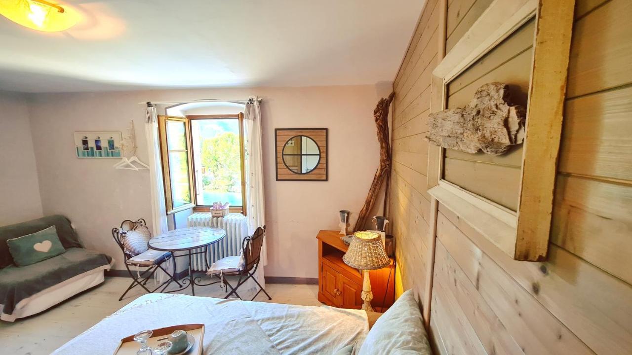 Le Doux Nid Bed & Breakfast Chanaz Bagian luar foto