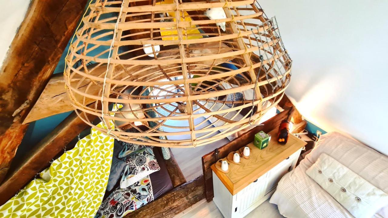 Le Doux Nid Bed & Breakfast Chanaz Bagian luar foto