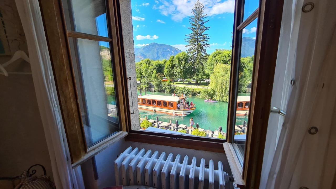 Le Doux Nid Bed & Breakfast Chanaz Bagian luar foto