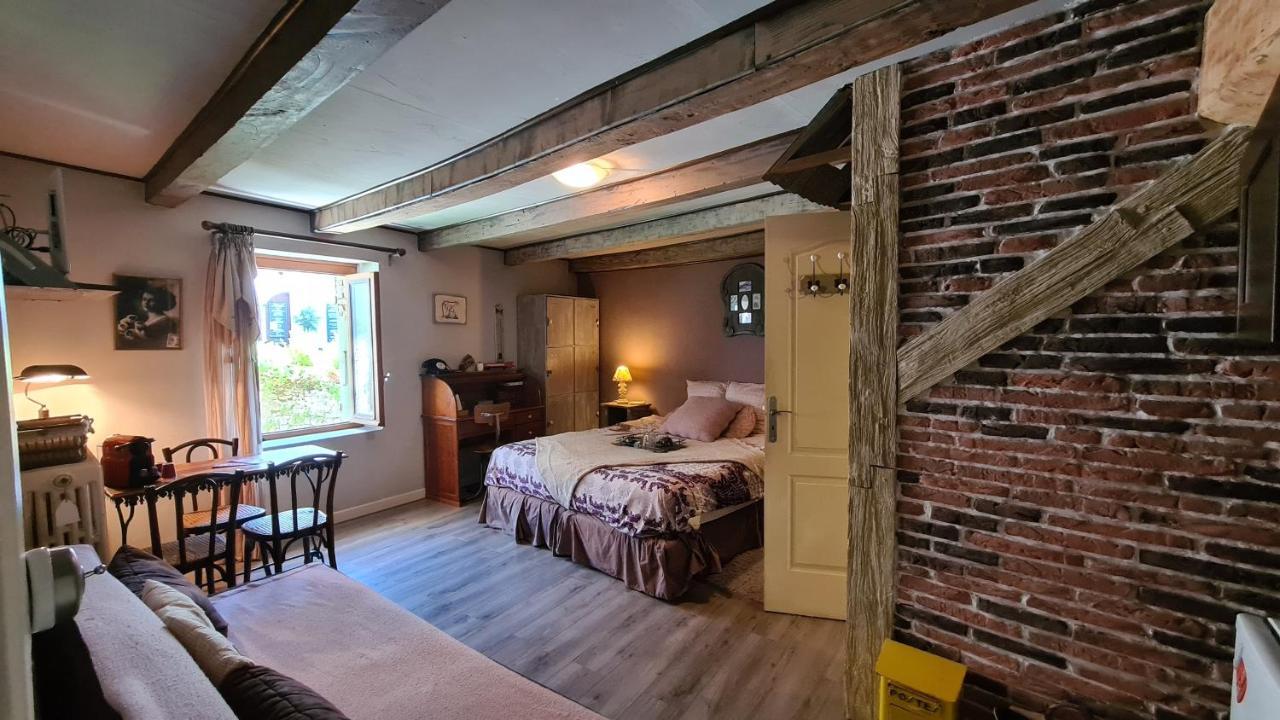 Le Doux Nid Bed & Breakfast Chanaz Bagian luar foto