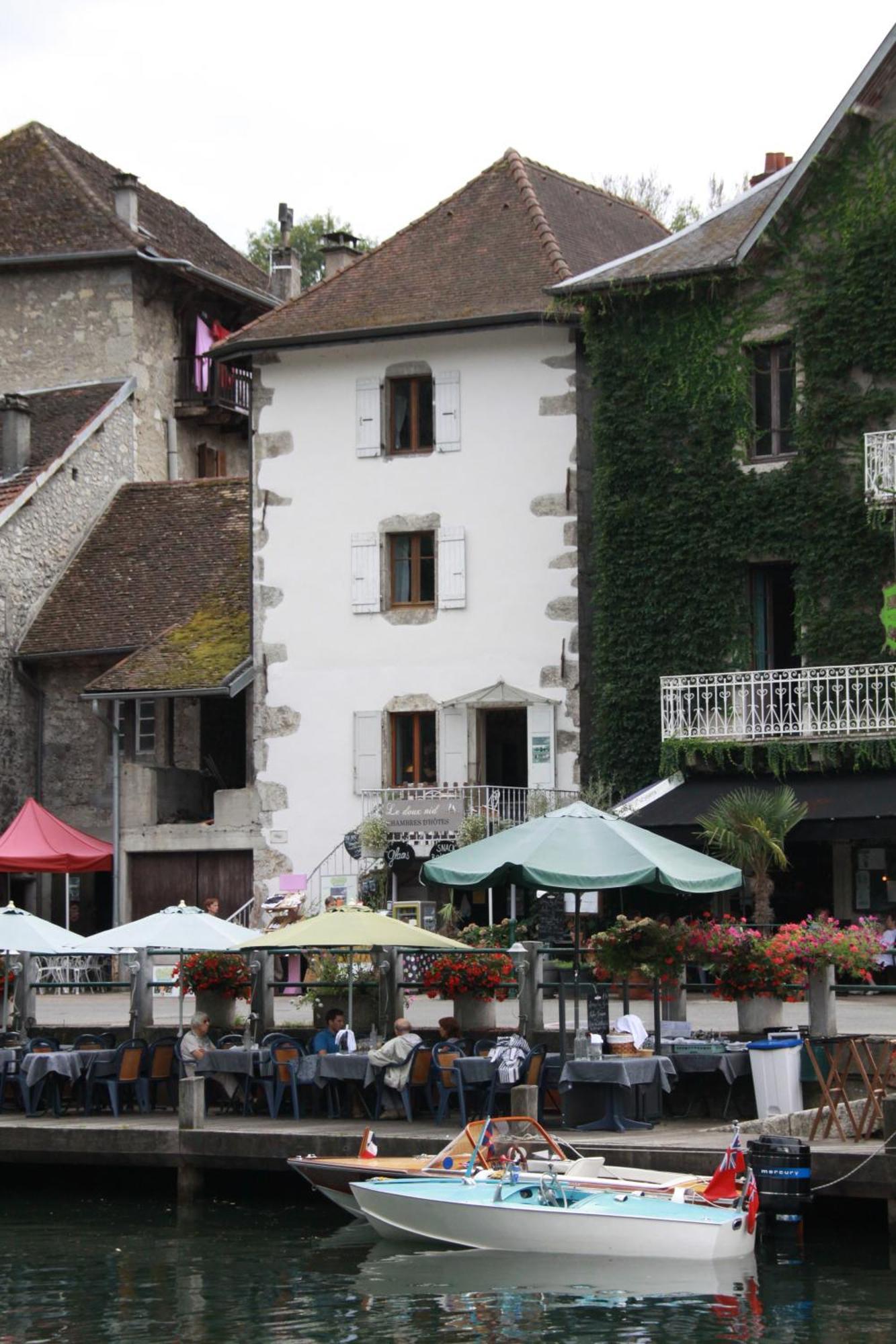 Le Doux Nid Bed & Breakfast Chanaz Bagian luar foto