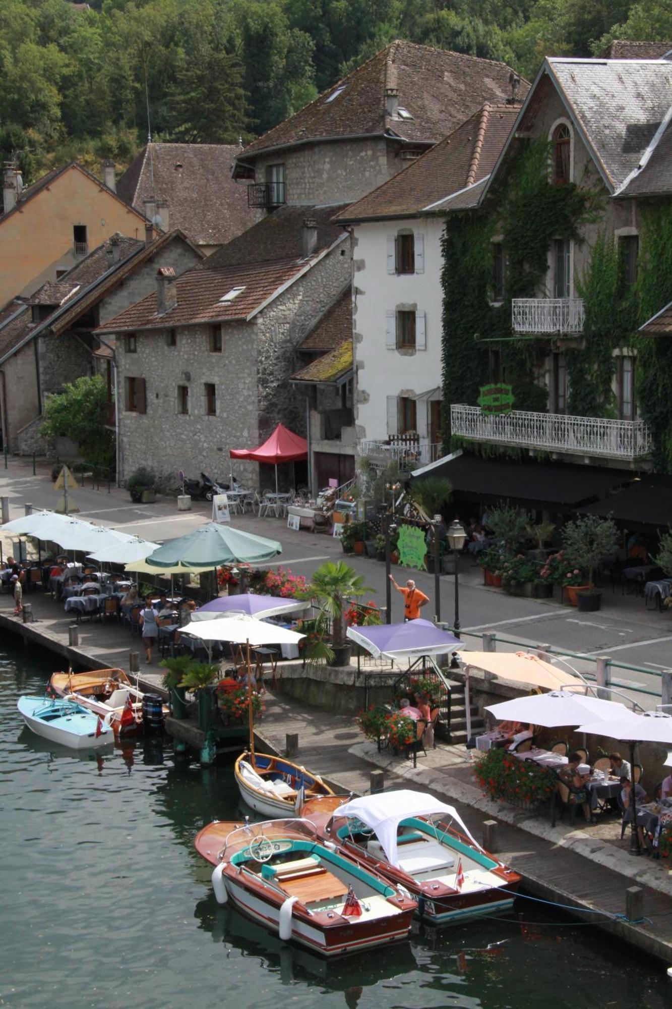 Le Doux Nid Bed & Breakfast Chanaz Bagian luar foto